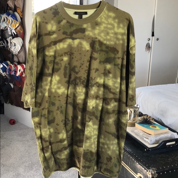 Yeezy Season 3 Oversized Camo Tshirt 